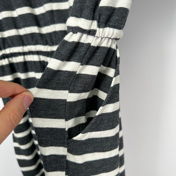 Old Navy‎ Gray Striped T-shirt Jumpsuit Large - Picture 7 of 8
